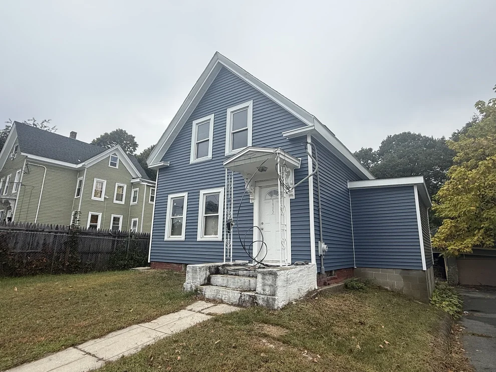 Unit for sale at 105 Ford St, Brockton, MA 02301
