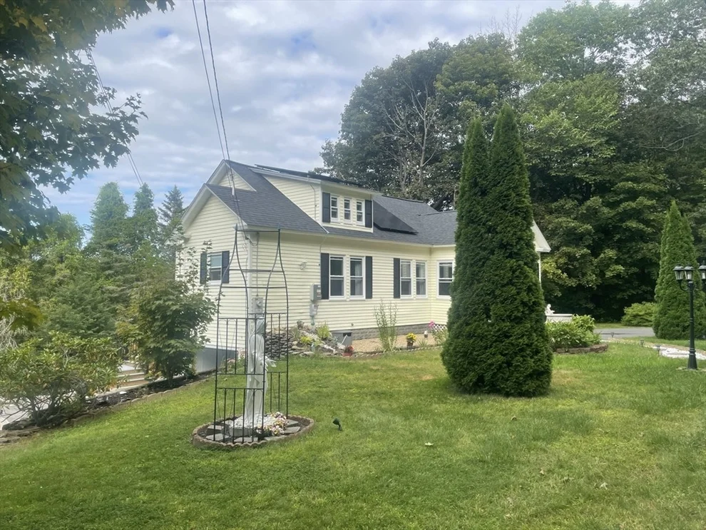 Unit for sale at 36 Leominster St, Westminster, MA 01473