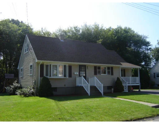Unit for sale at 8 Sycamore Terr, Somerset, MA 02726