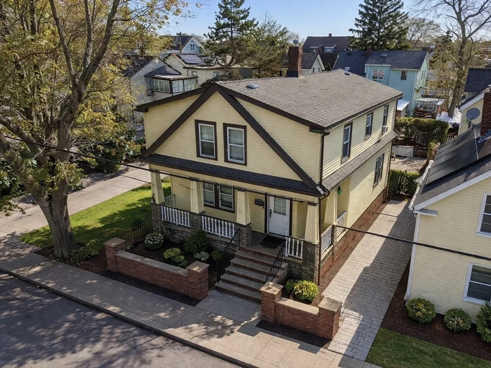 Unit for sale at 162 Chatham St, Lynn, MA 01902