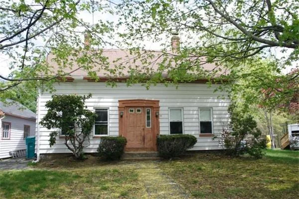 Unit for sale at 19 Church St, Upton, MA 01568