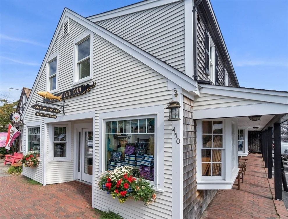 Unit for sale at 450 Main Street, Chatham, MA 02633