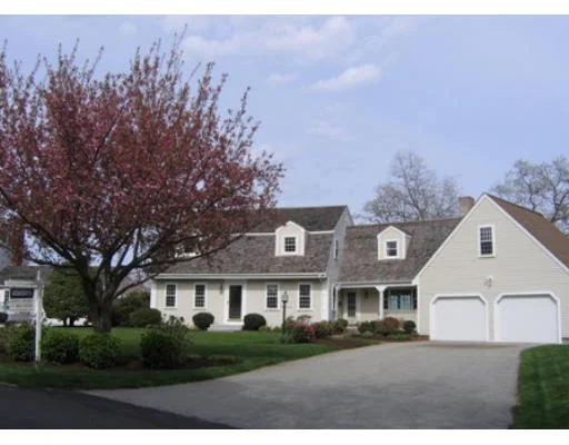 Unit for sale at 96 Jerusalem Rd, Cohasset, MA 02025