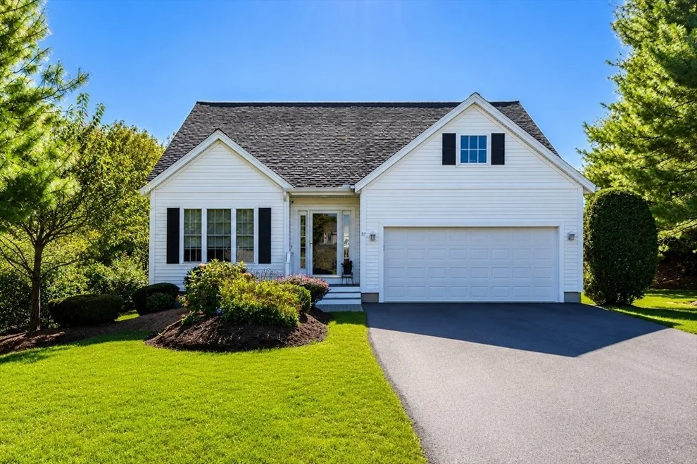 Unit for sale at 37 Augusta Way, Chelmsford, MA 01863