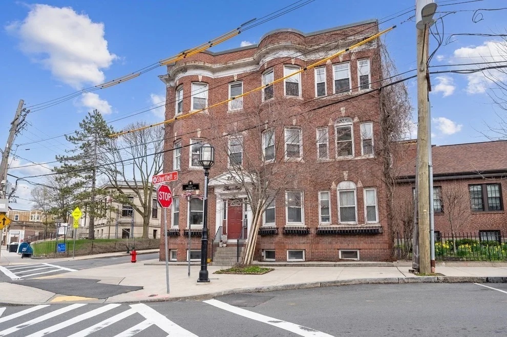 Unit for sale at 221 Shurtleff, Chelsea, MA 02150