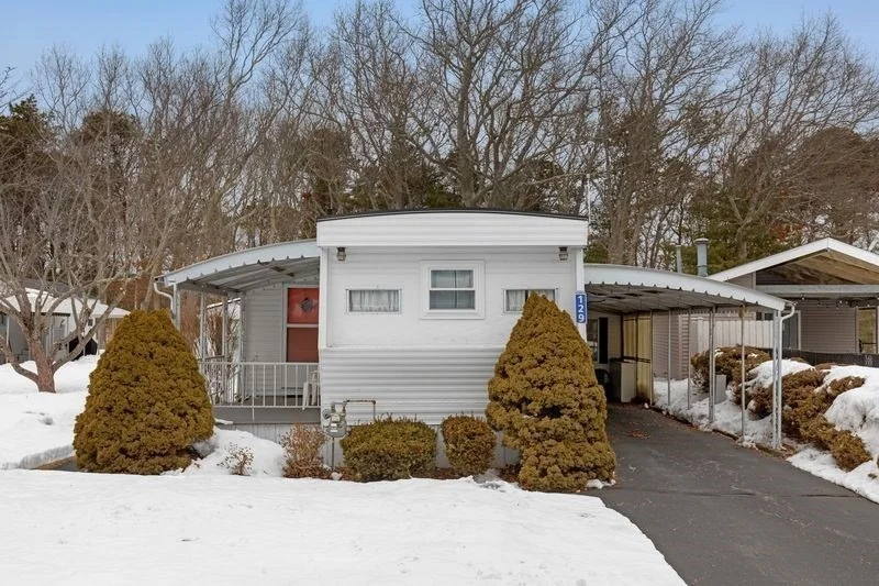 Unit for sale at 129 Pilgrim Tr, Plymouth, MA 02360