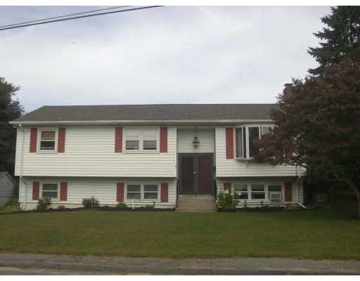 Unit for sale at 45 Barbara Ave, Auburn, MA 01501