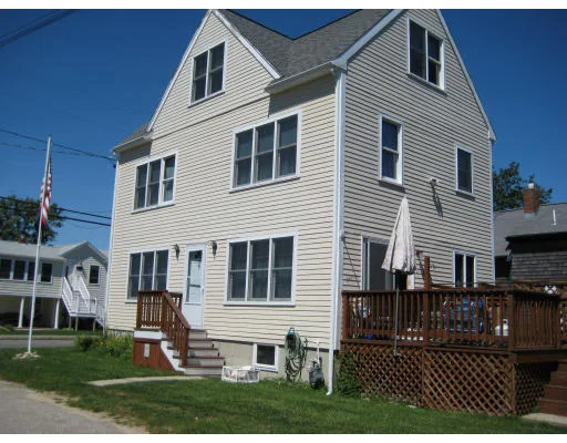 Unit for sale at 82 Island Street, Marshfield, MA 02050