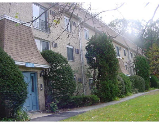 Unit for sale at 107 Swanson Rd, Boxborough, MA 01719