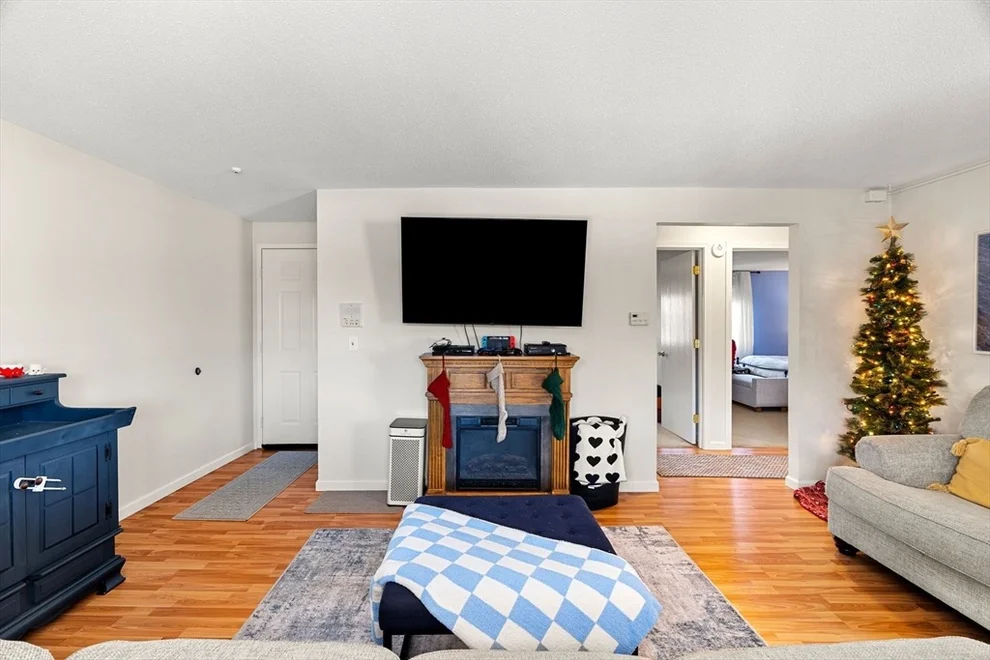 Unit for sale at 2300 Skyline Dr, Lowell, MA 01854