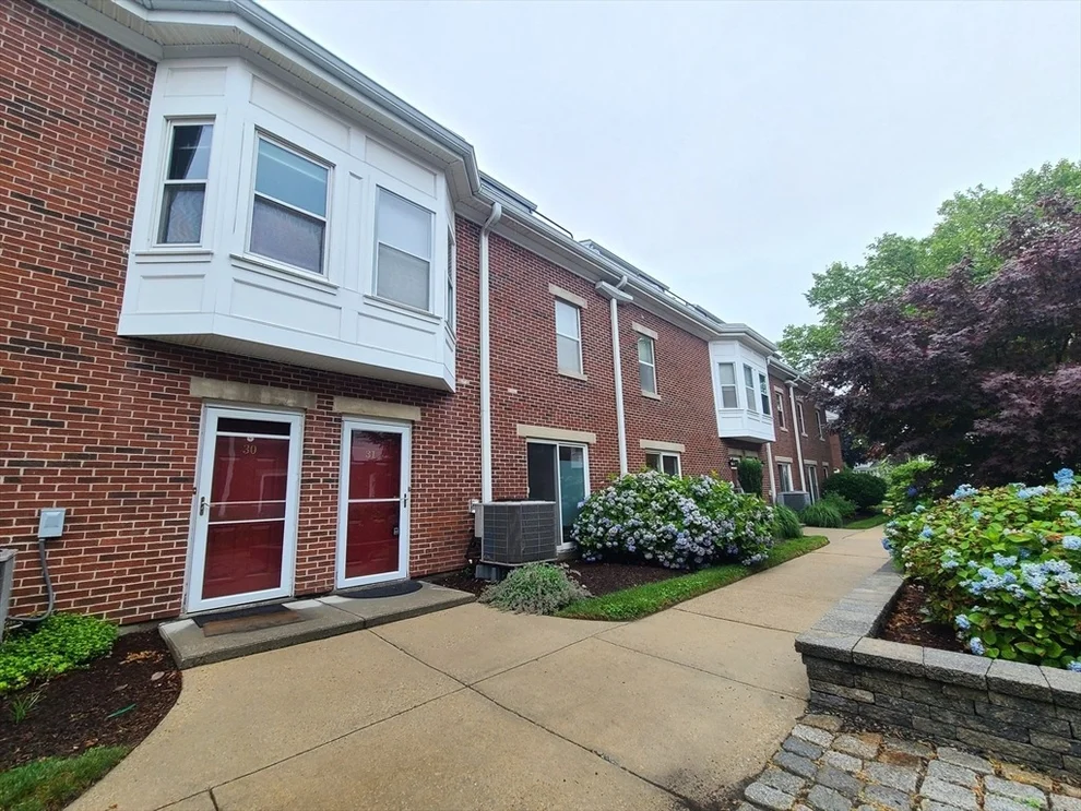Unit for sale at 148 Quincy Shore Dr, Quincy, MA 02171