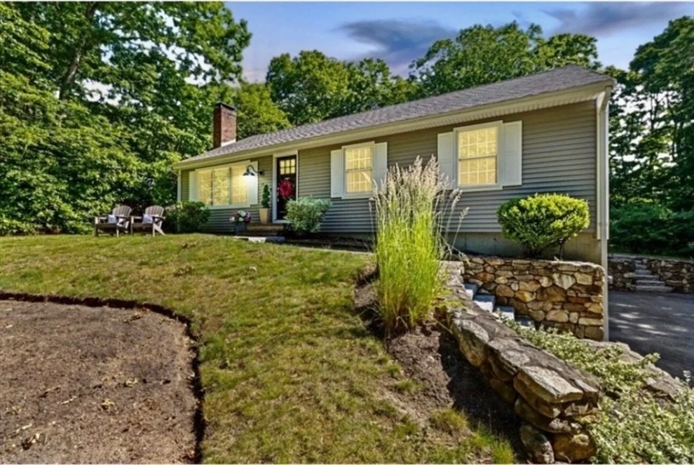 Unit for sale at 15 Surrey Ln, Sandwich, MA 02563