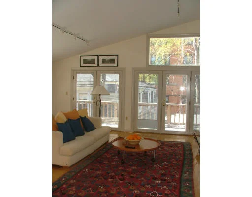 Unit for sale at 4 Centre St, Cambridge, MA 02139
