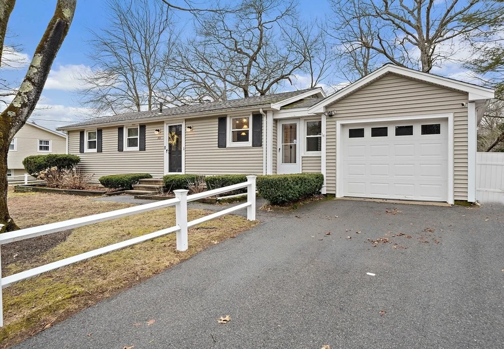 Unit for sale at 303 Pond St, Rockland, MA 02370