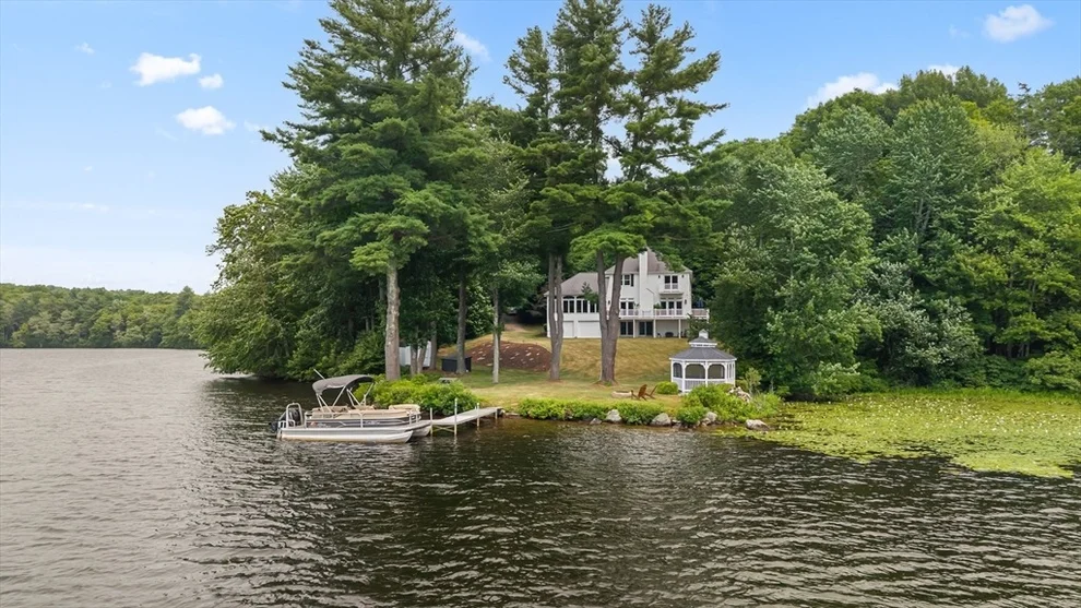Unit for sale at 14 Demond Pond Row, Rutland, MA 01543