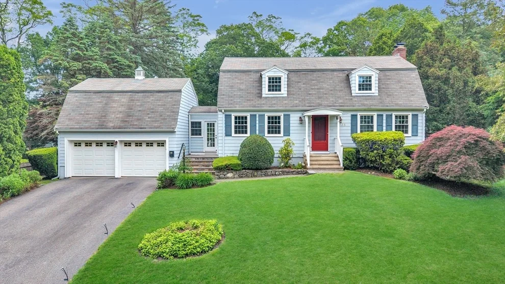 Unit for sale at 35 Circle Rd, Lexington, MA 02420