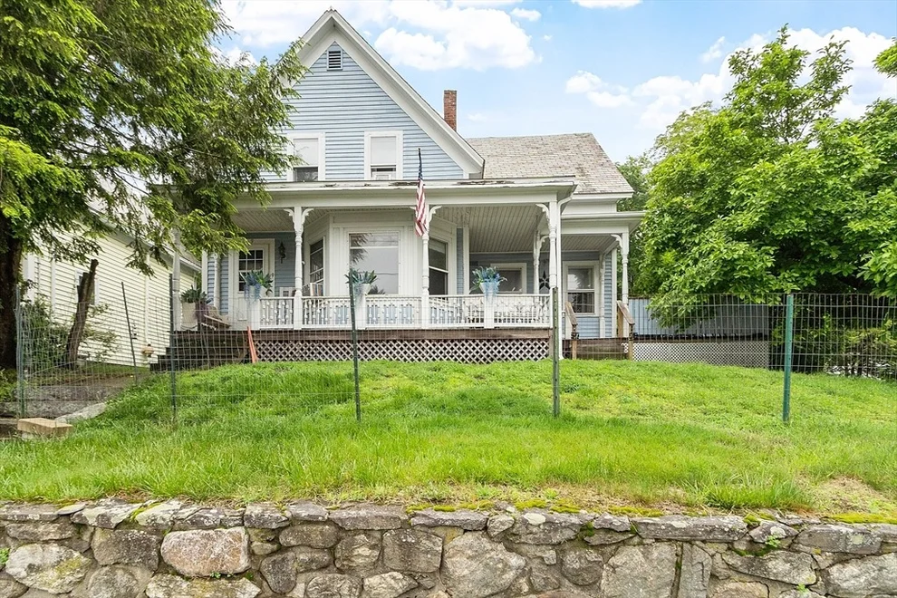 Unit for sale at 9 Pleasant St, Lunenburg, MA 01462