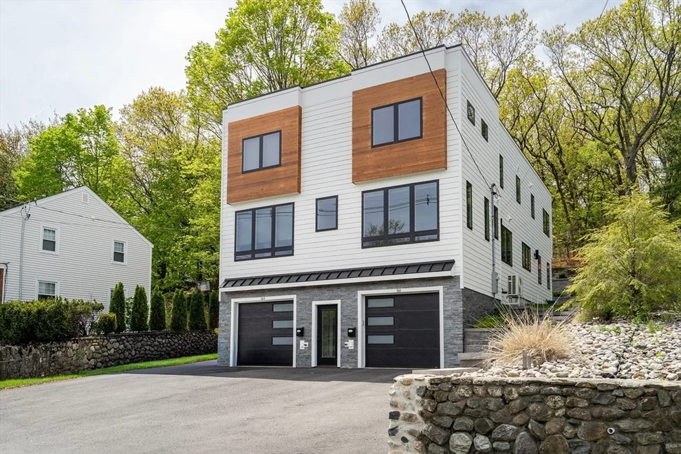 Unit for sale at 366 Massachusetts Ave, Lexington, MA 02420