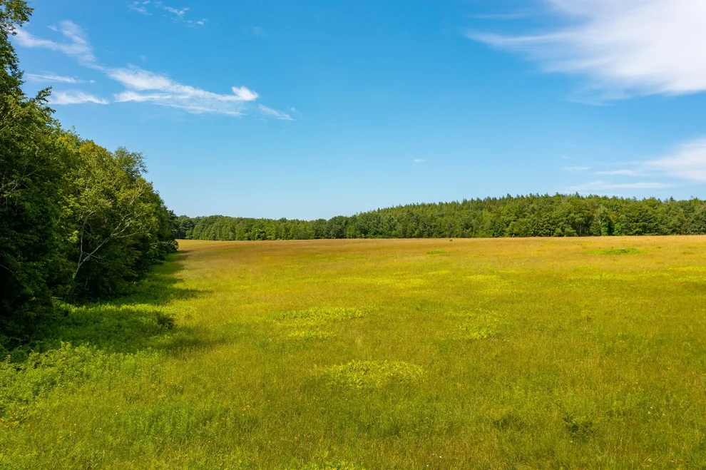 Unit for sale at 195 Goss Hill Road, Huntington, MA 01050