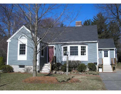Unit for sale at 10 Pine Hill Rd, Bedford, MA 01730