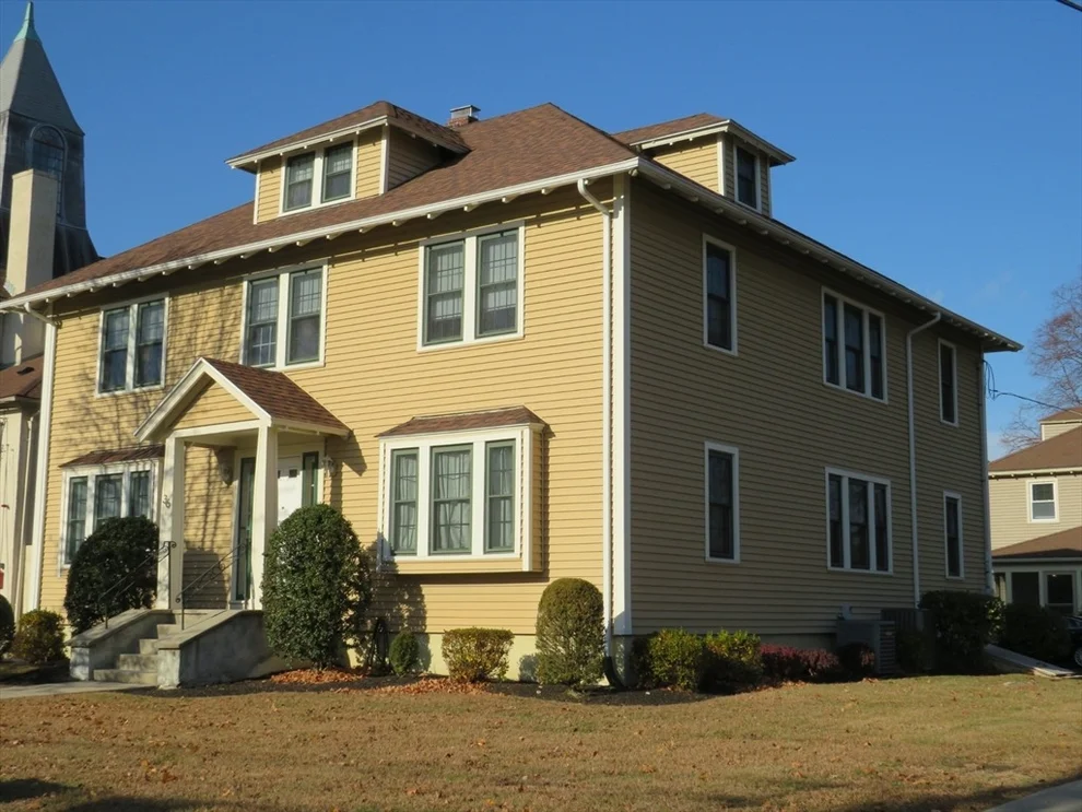 Unit for sale at 36 Saint George, Norwood, MA 02062