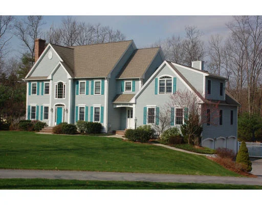 Unit for sale at 191 Duck Pond Rd, Groton, MA 01450