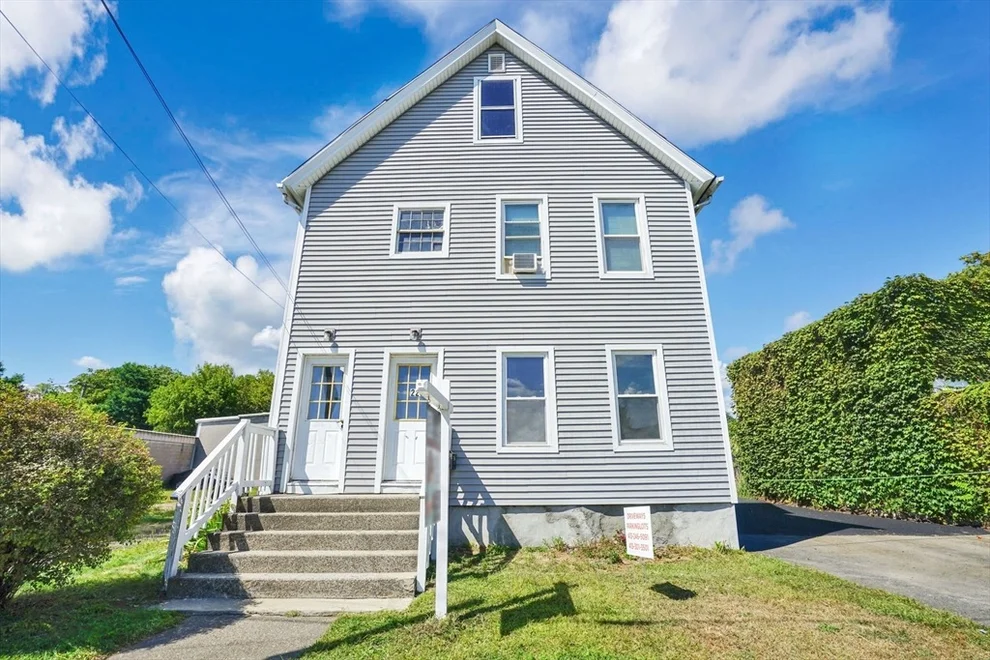 Unit for sale at 220 New Bridge St, West Springfield, MA 01089