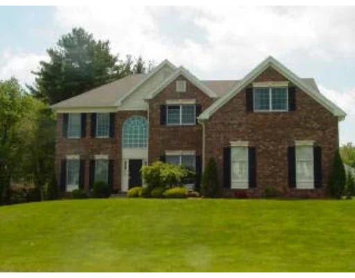 Unit for sale at 10 Winthrop Drive, Franklin, MA 02038