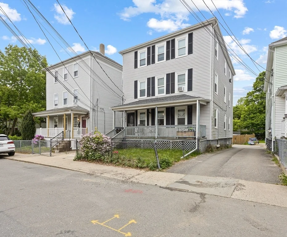 Unit for sale at 15 Forest Ave Ct, Plymouth, MA 02360