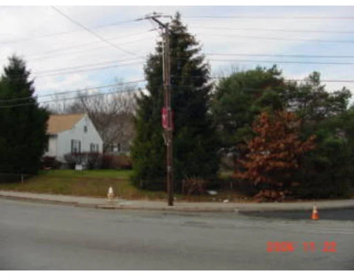 Unit for sale at 41 Boylston St, Worcester, MA 01605