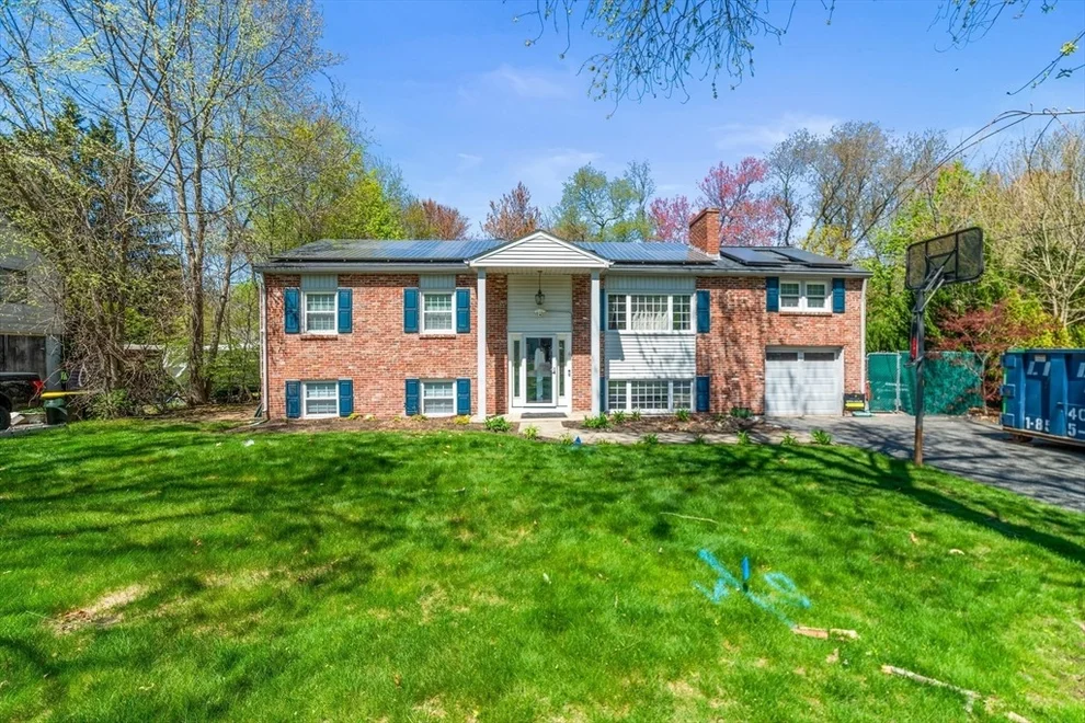 Unit for sale at 8 Island Road, Franklin, MA 02038
