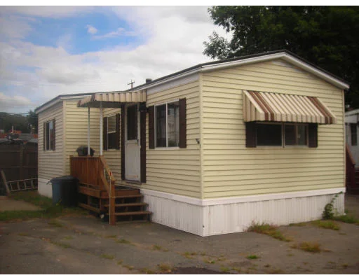 Unit for sale at 104 Broadway, Saugus, MA 01906