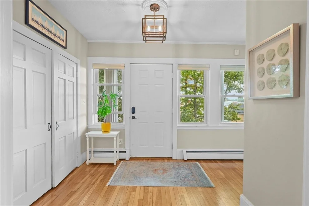 Unit for sale at 201 Humphrey St, Marblehead, MA 01945