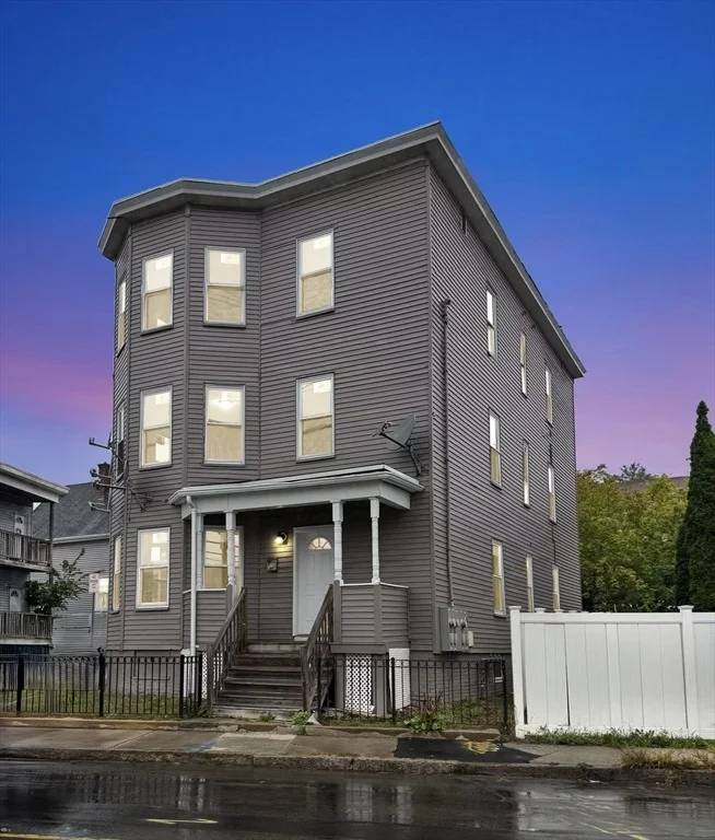 Unit for sale at 499 Boston St, Lynn, MA 01905