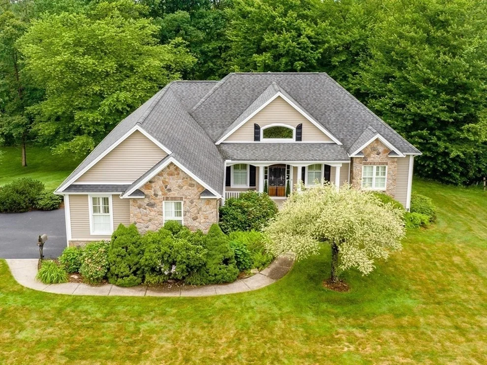 Unit for sale at 9 Windsor Lane, East Longmeadow, MA 01028