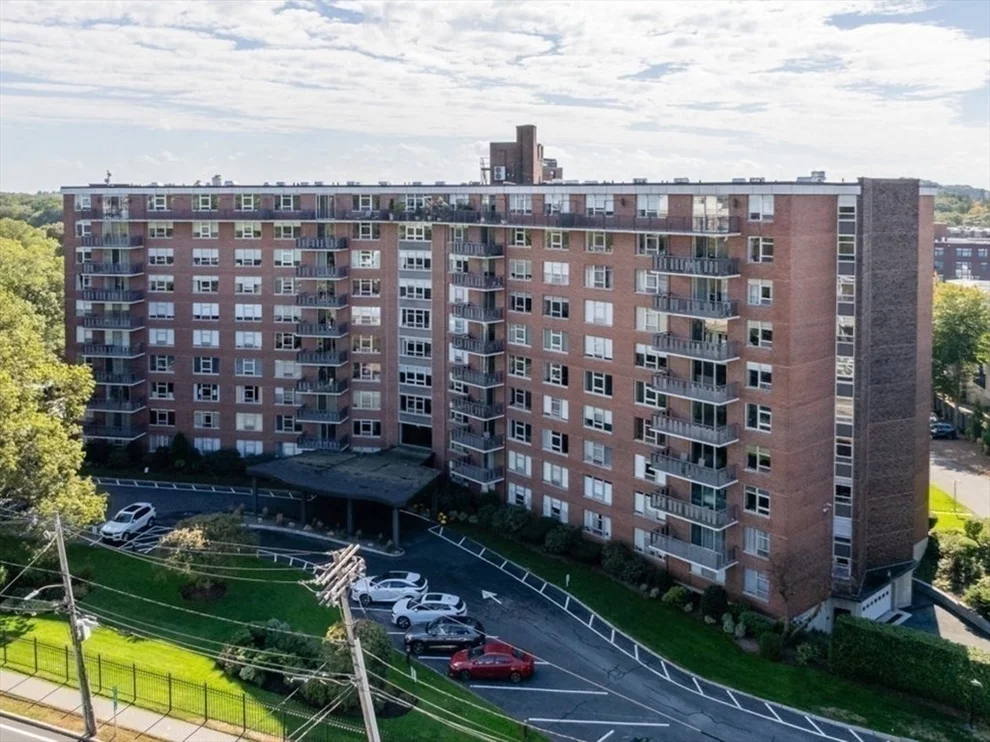 Unit for sale at 280 Boylston St, Newton, MA 02467