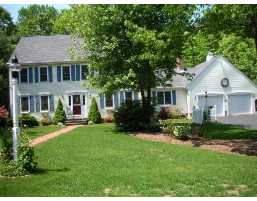 Unit for sale at 53 Hunter Road, Uxbridge, MA 01569