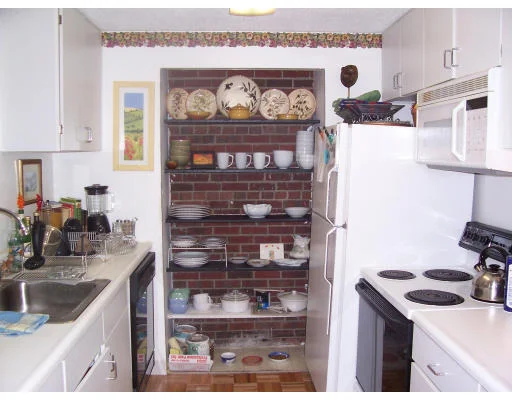 Unit for sale at 26 Greentree Lane, Weymouth, MA 02190