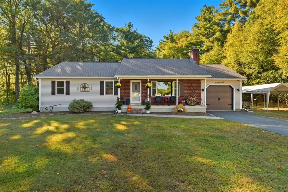 Unit for sale at 178 County Rd, Southampton, MA 01073