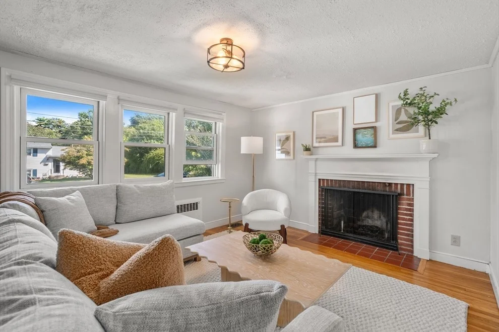 Unit for sale at 143 Howe St, Natick, MA 01760