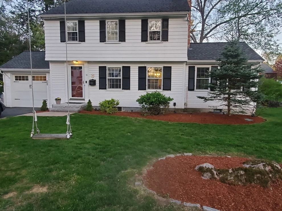 Unit for sale at 18 Oxbow Rd, Lynnfield, MA 01940