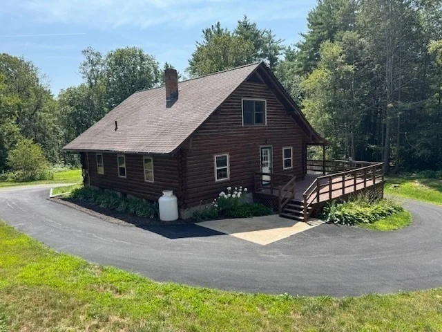 Unit for sale at 40 Hawks Rd, Deerfield, MA 01342