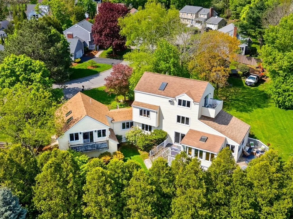 Unit for sale at 6 Riverview Dr, Newburyport, MA 01950