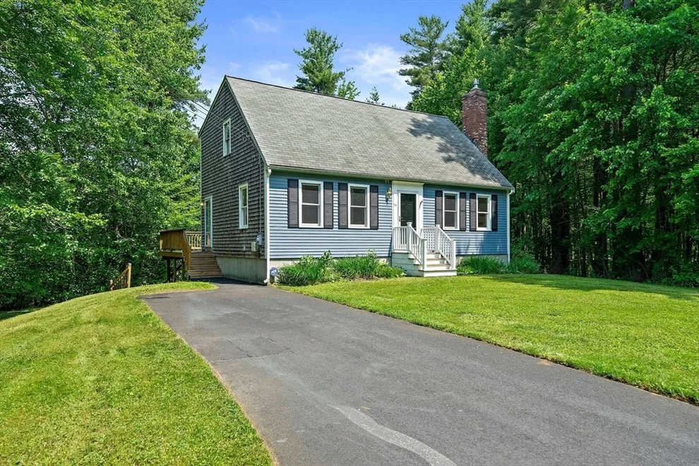 Unit for sale at 74 Blueberry Lane, Taunton, MA 02780