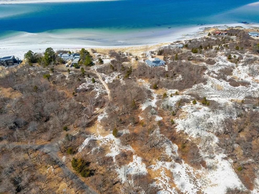 Unit for sale at 19 Two Penny Ln, Gloucester, MA 01930