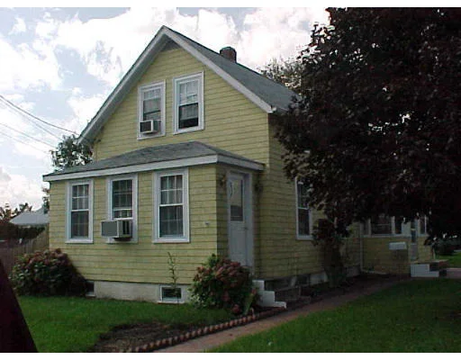 Unit for sale at 57 Edwards, Swansea, MA 02777