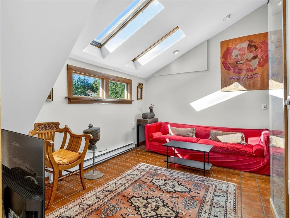Unit for sale at 20 Beech St, Cambridge, MA 02140