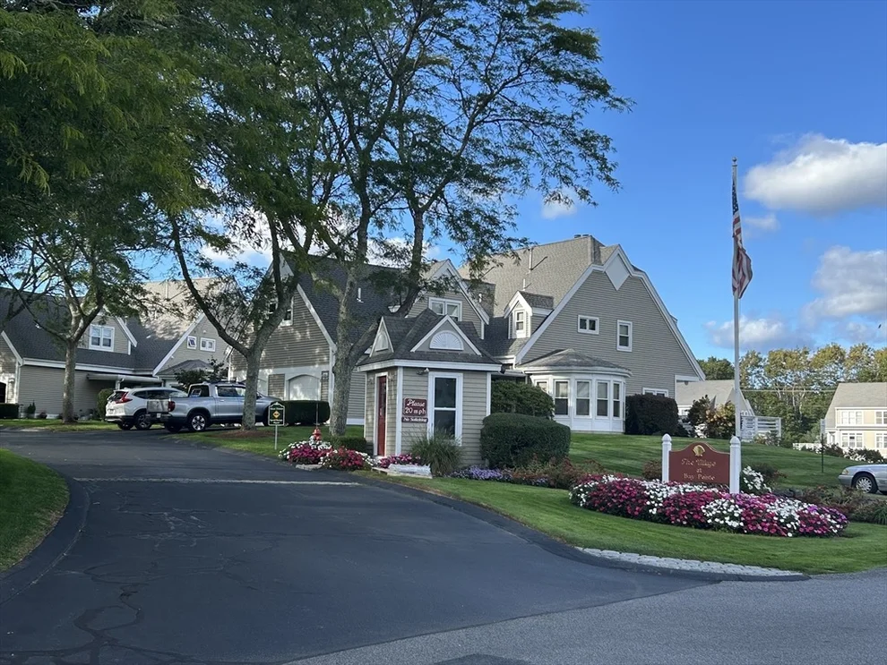 Unit for sale at 37 Bay Pointe Dr Ext, Wareham, MA 02532
