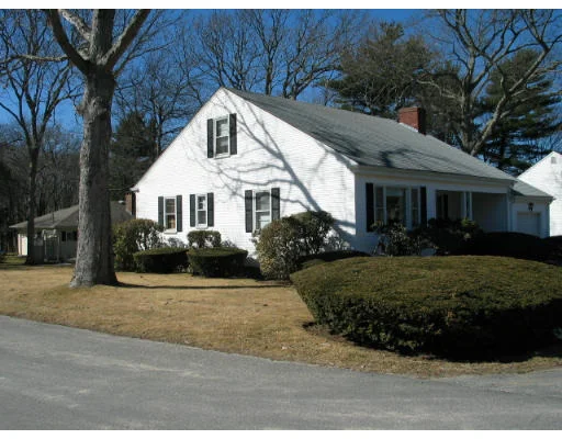 Unit for sale at 3 Skyline Drive, Dartmouth, MA 02747