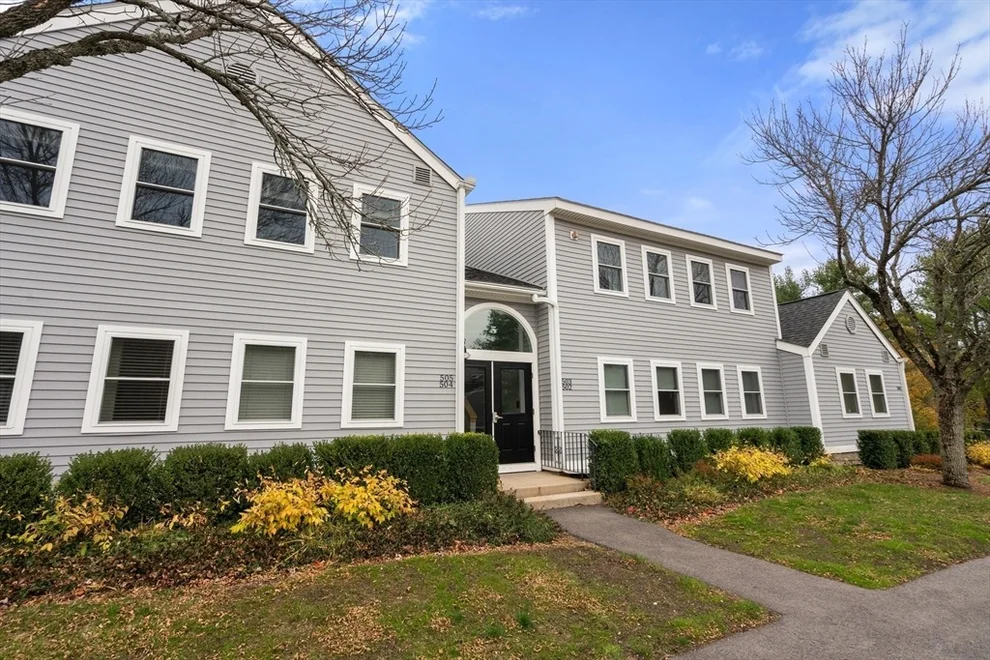 Unit for sale at 504 Tuckers Ln, Hingham, MA 02043